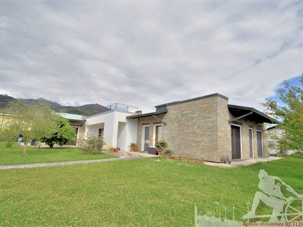 Villa con 3 camere e 3 bagni