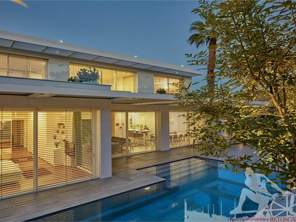 Prossima costruzione villa prestigiosa con piscina